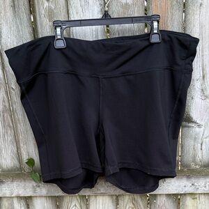 FREE w/purchase Old Navy Active Stretch Biker Bike Workout Shorts Fitted XXL